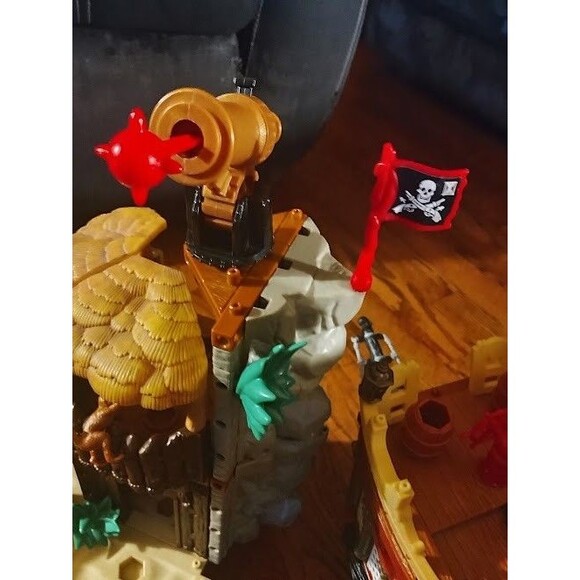 Fisher Price Imaginext Vintage Pirate Raider Ship & Buccaneer Bay Island - Picture 7 of 16